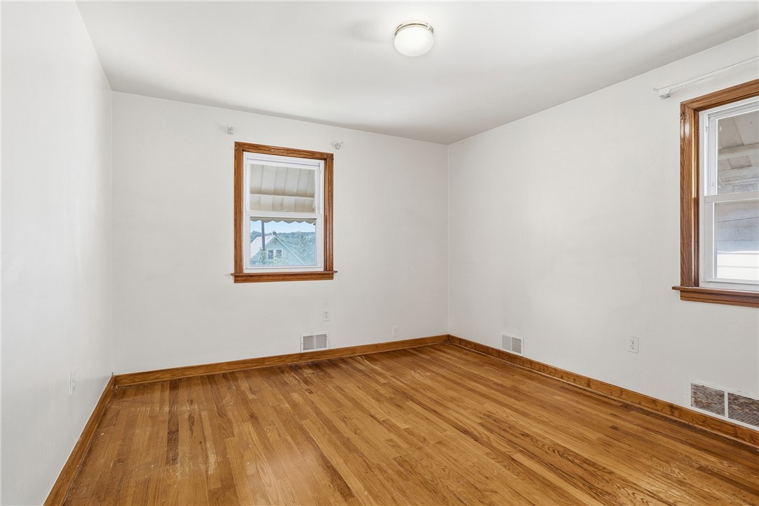 1515 Ridge Ave