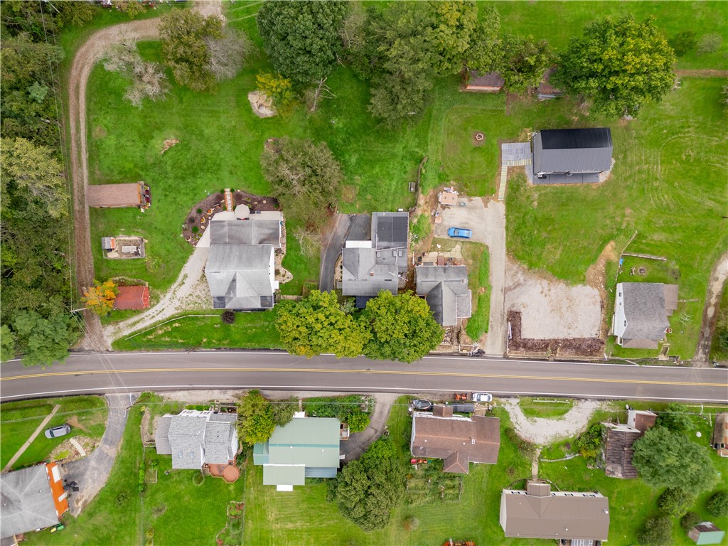 692 Amity Ridge Road