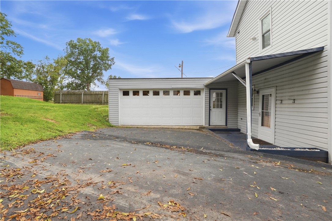 692 Amity Ridge Road