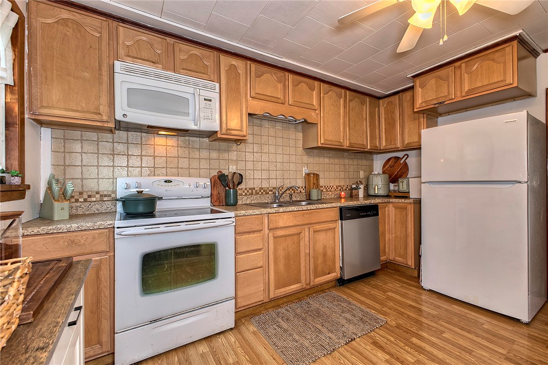 119 Kalaha Ln