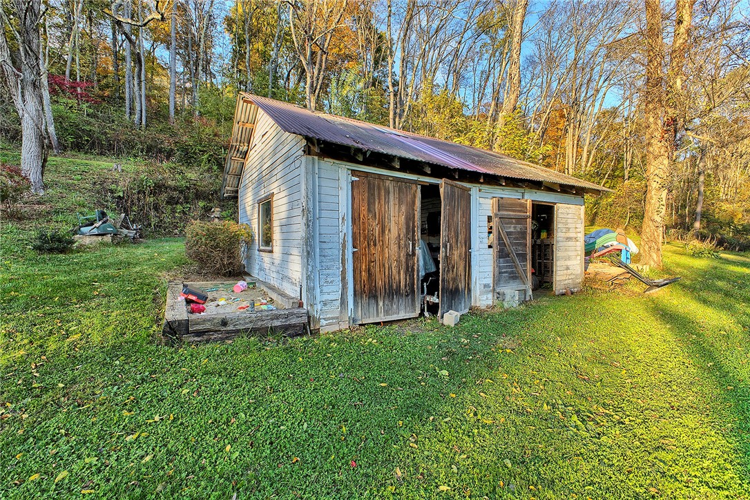 119 Kalaha Ln