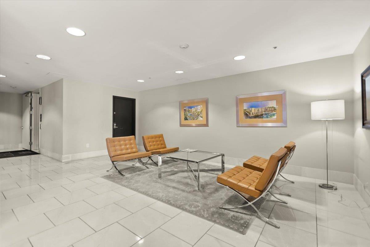 46 W Julian ST 201