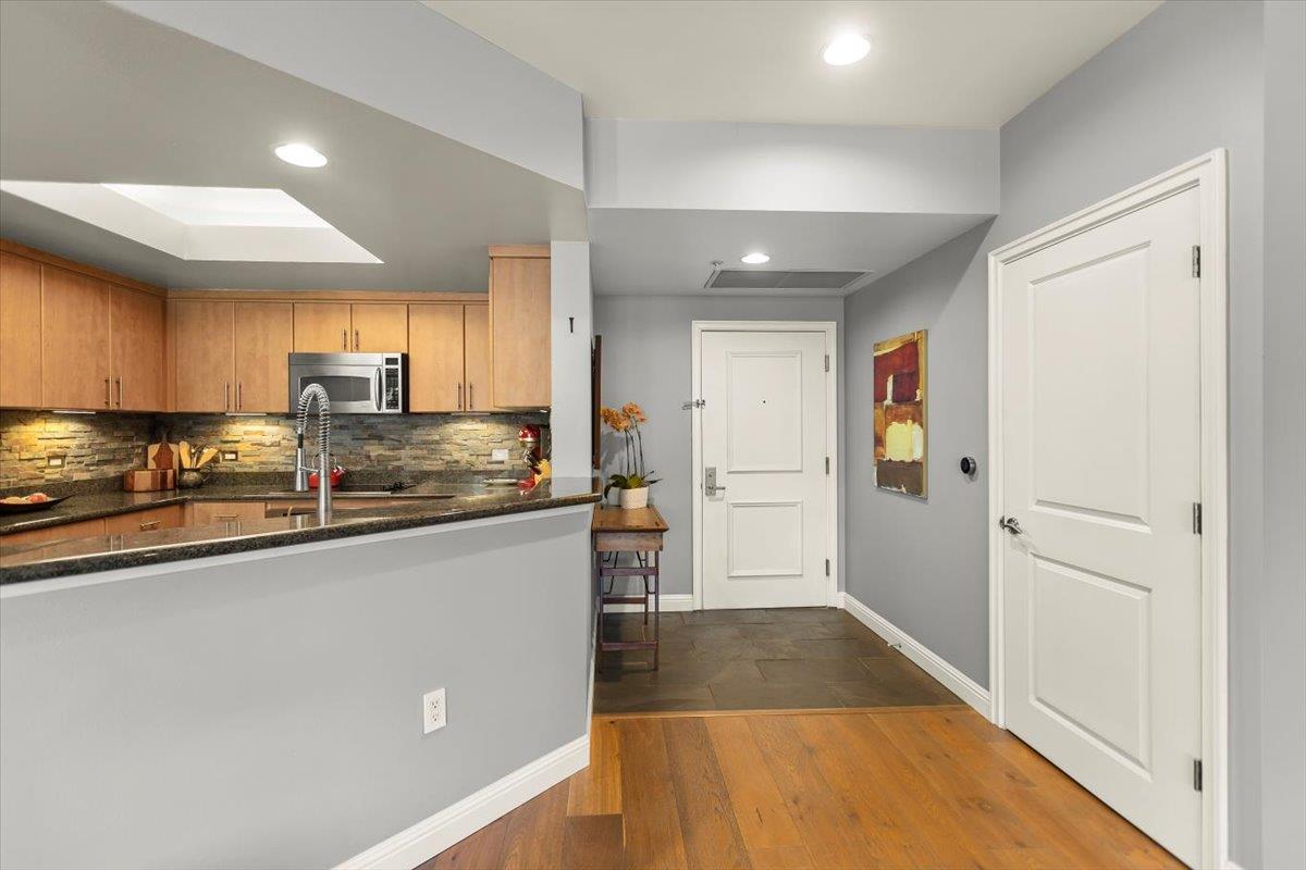 46 W Julian ST 201
