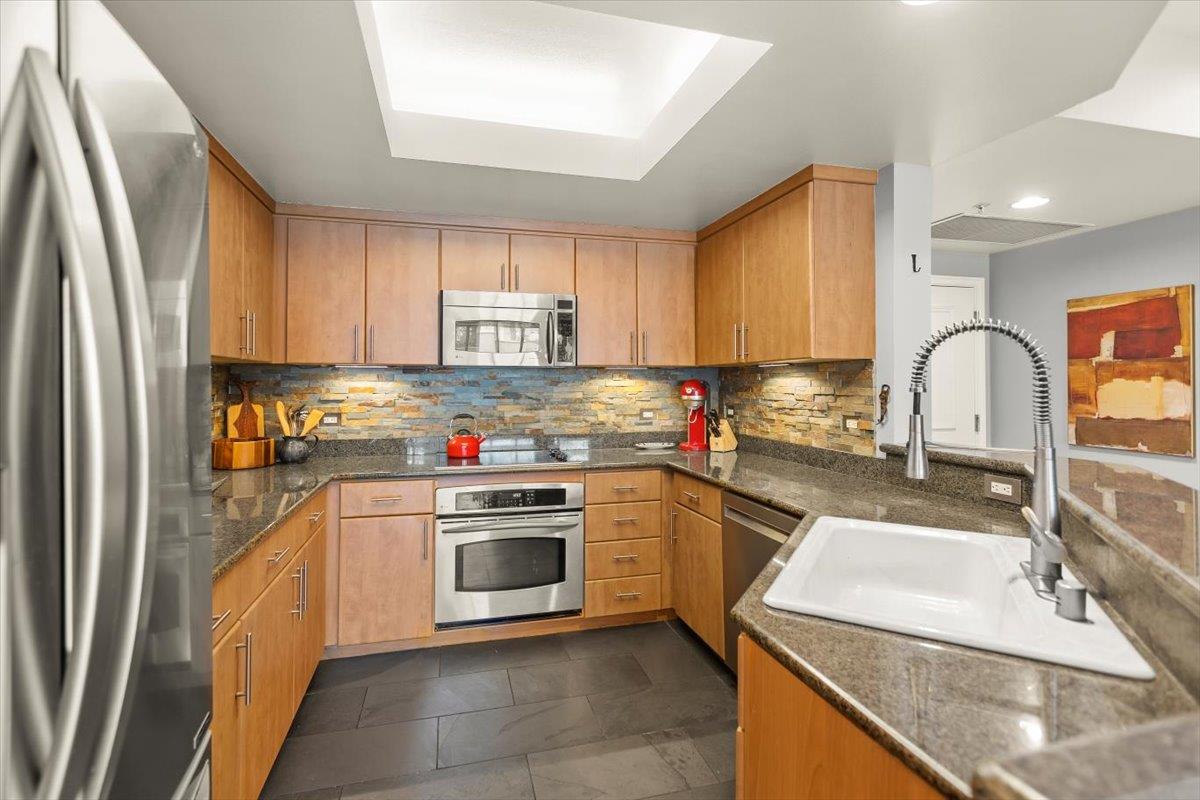 46 W Julian ST 201