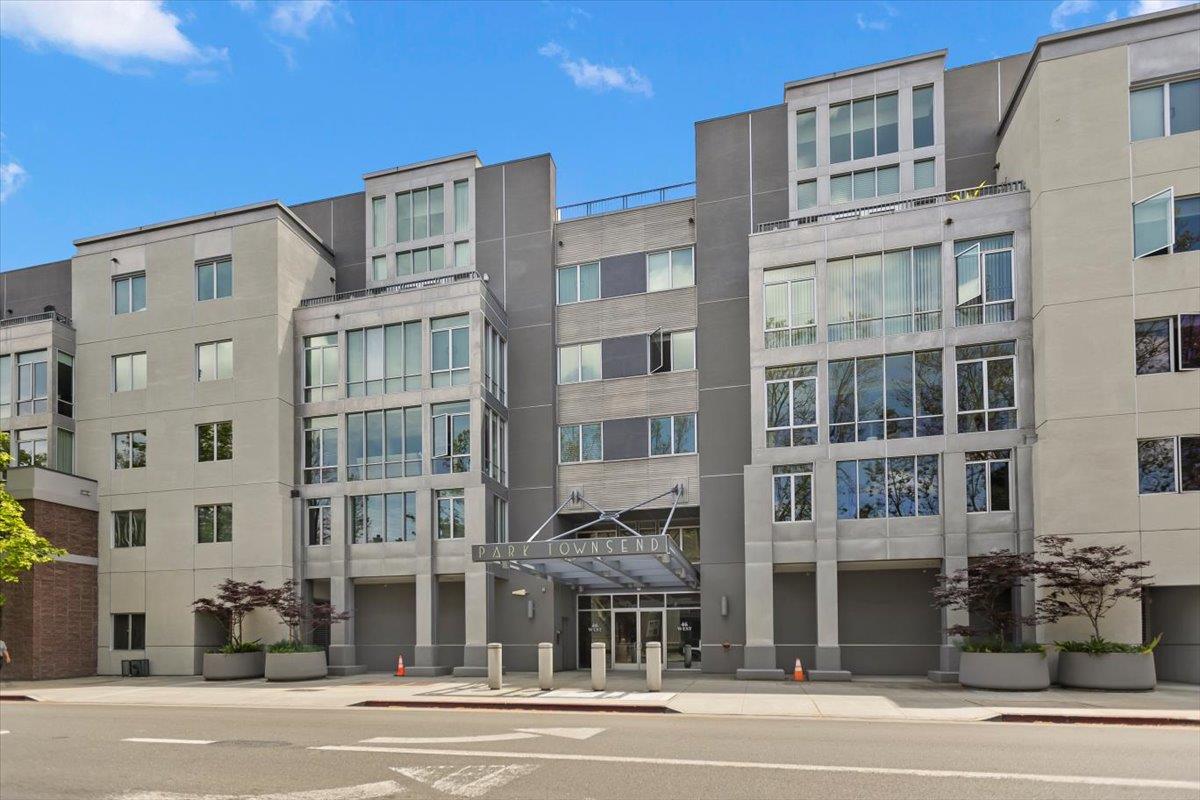 46 W Julian ST 201