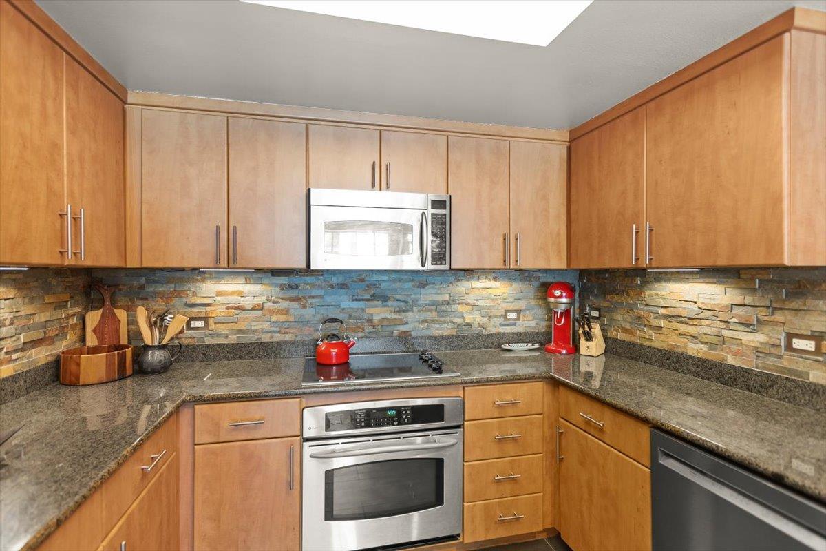 46 W Julian ST 201