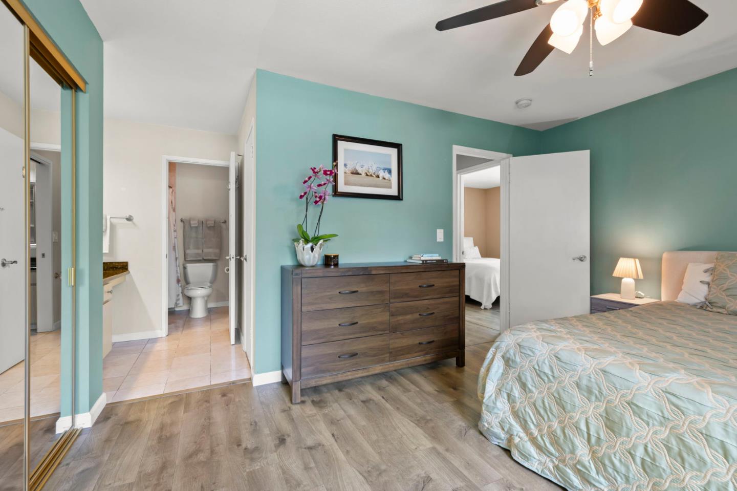 5516 Sean CIR 44