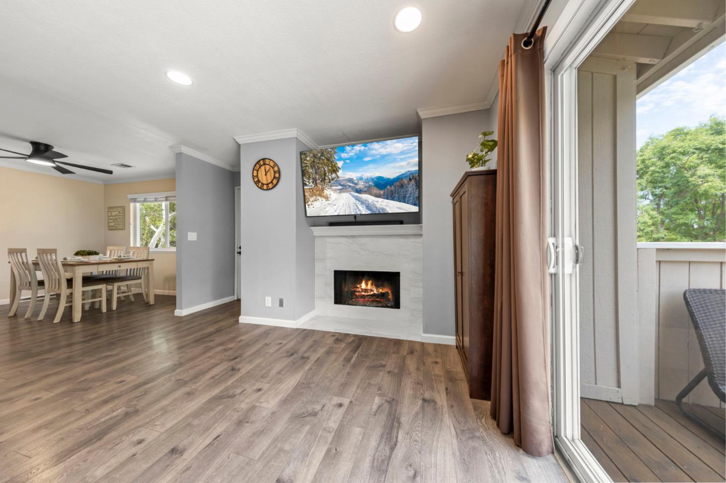 5516 Sean CIR 44