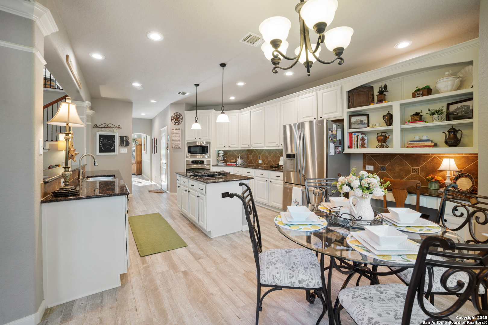 3207 LIMESTONE TRAIL