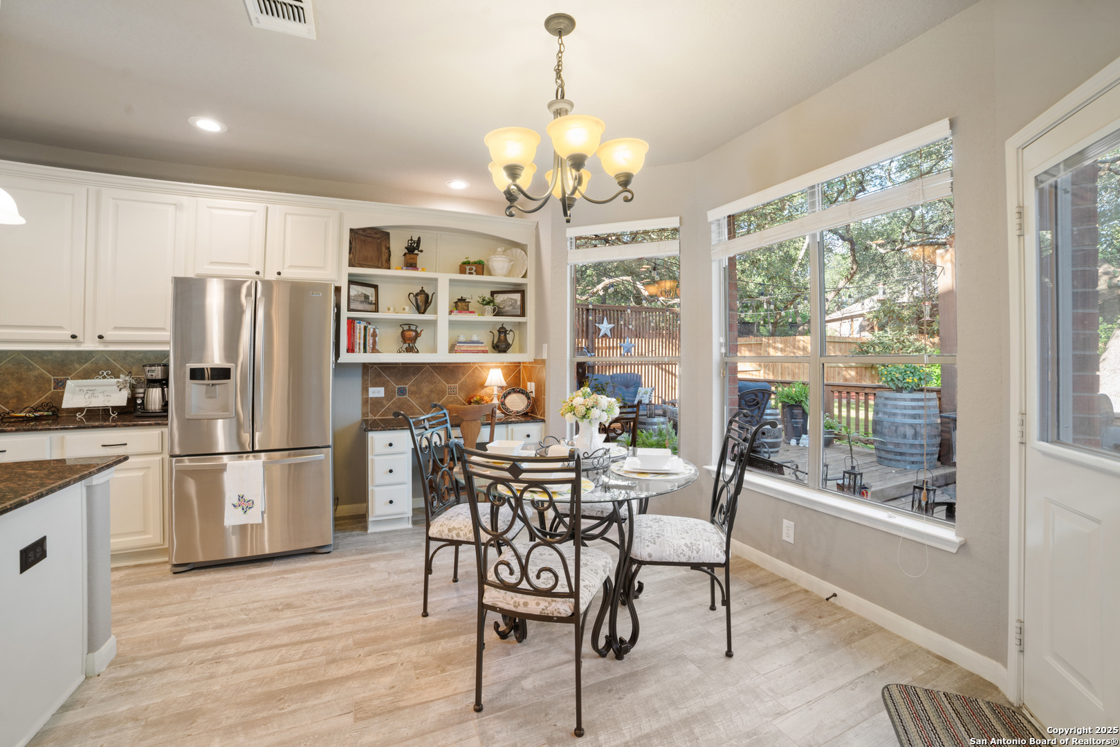 3207 LIMESTONE TRAIL
