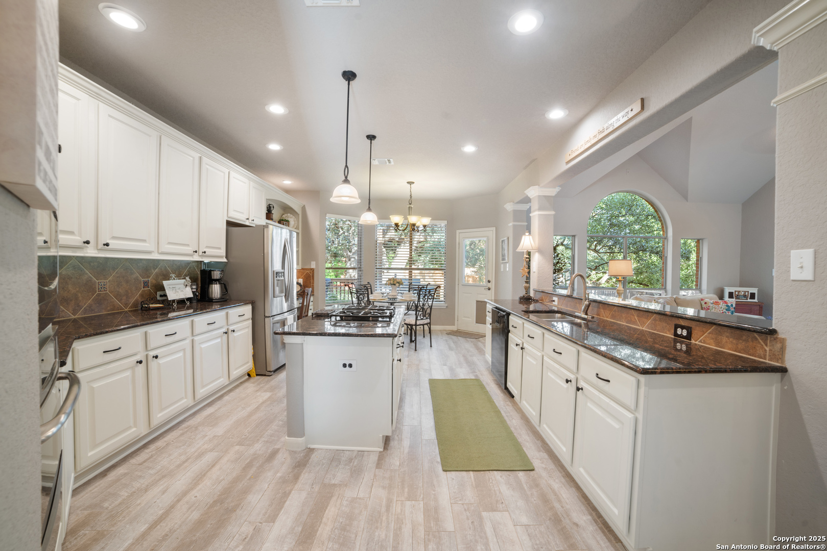 3207 LIMESTONE TRAIL