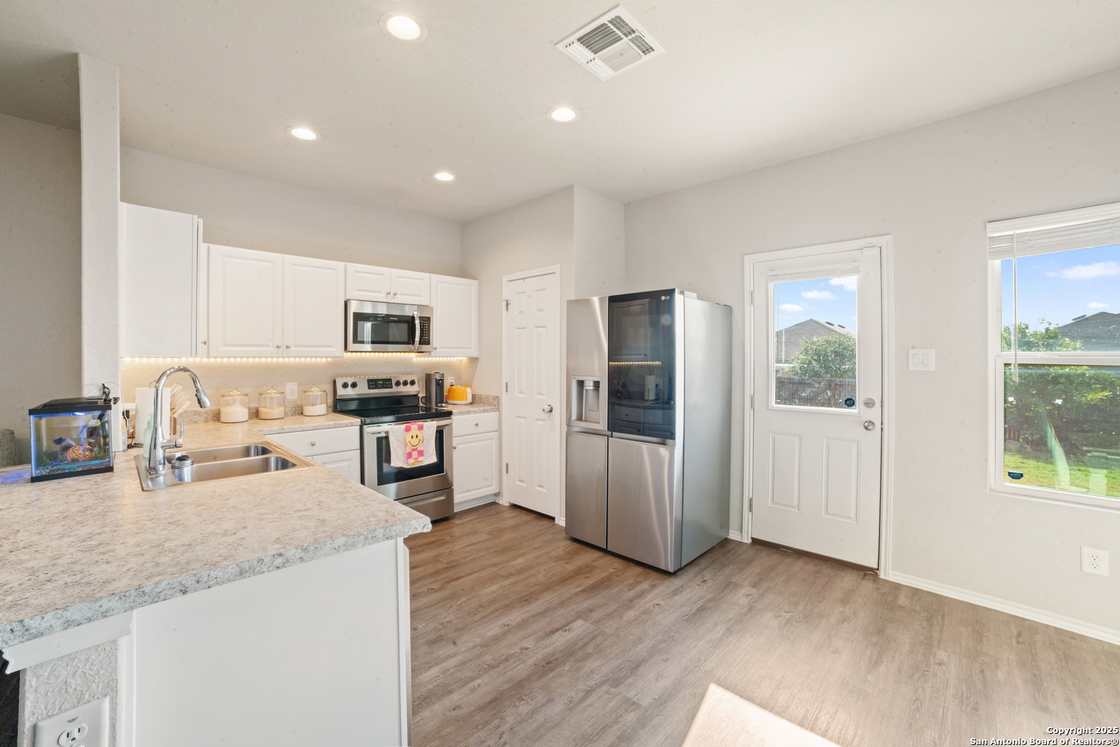 10602 Welder Oak