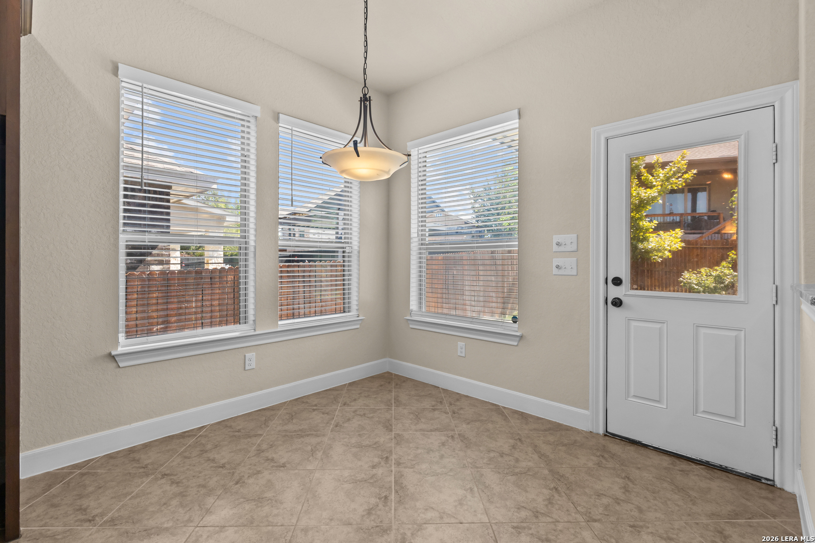 12152 Buckaroo