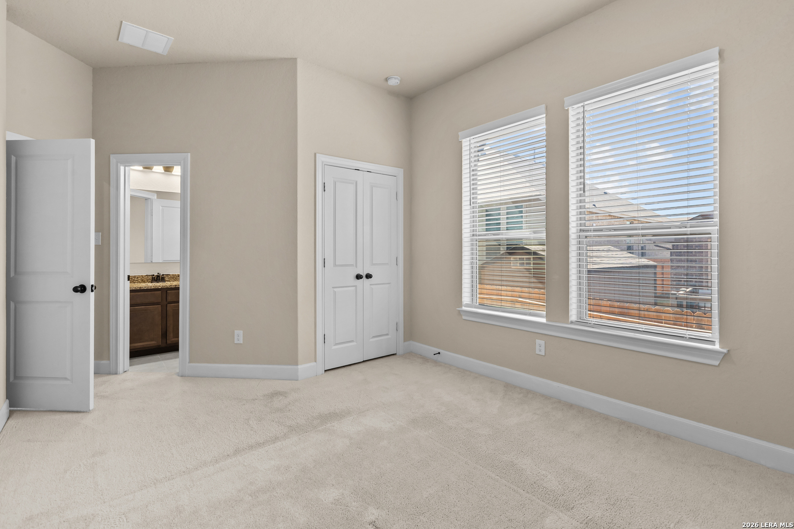 12152 Buckaroo