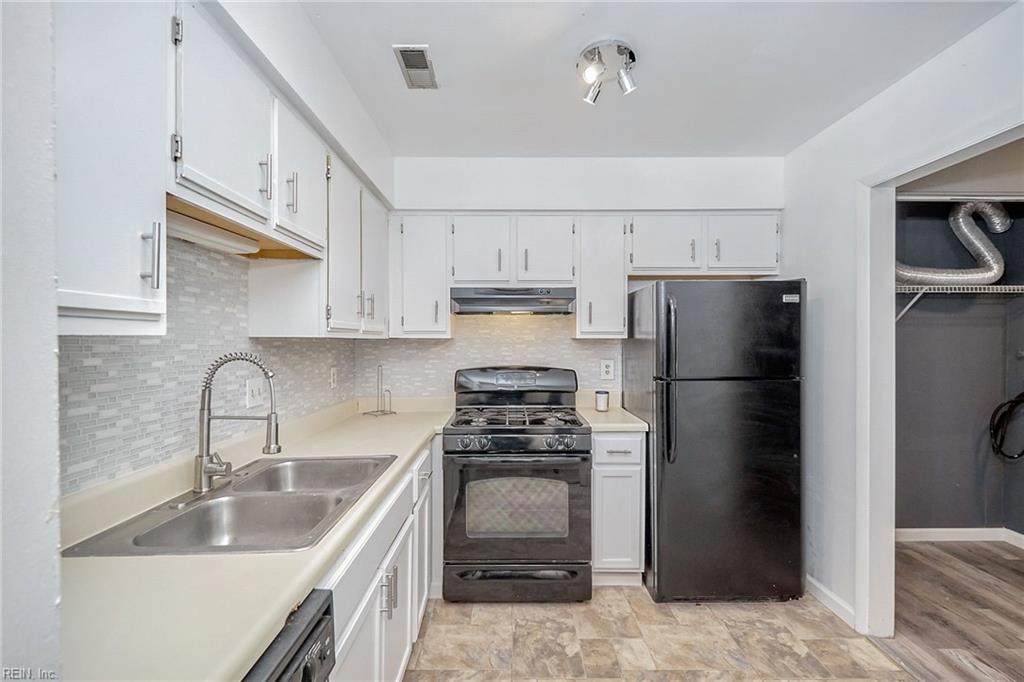 2 Riverchase Drive