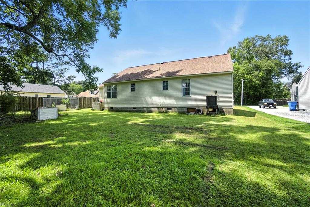 949 Aberdeen LN