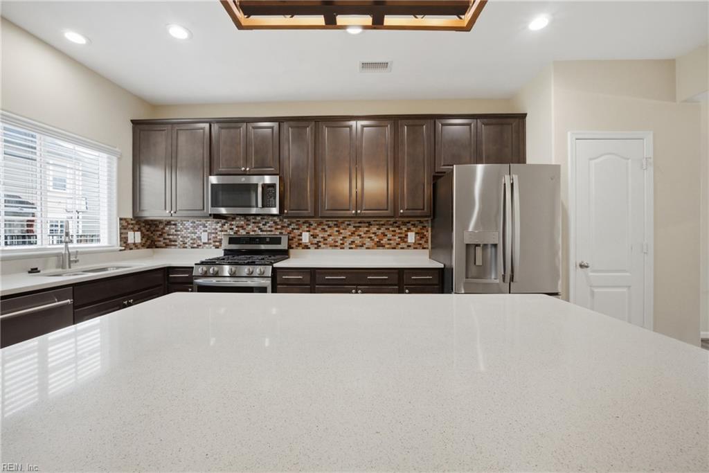 119 Norfleet LN