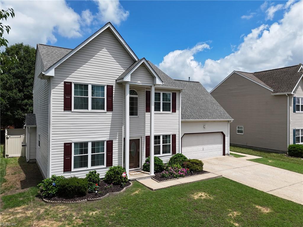 831 Holbrook DR