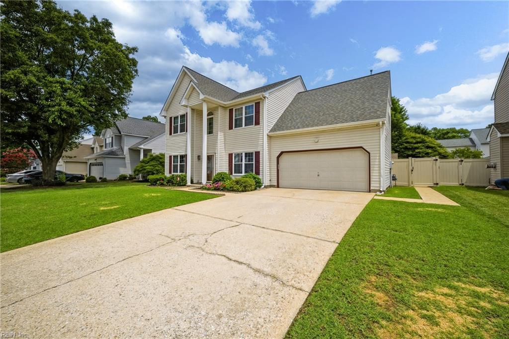 831 Holbrook DR