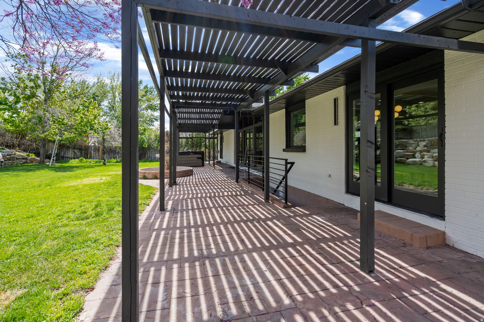 2234 E WILLOW BROOK WAY