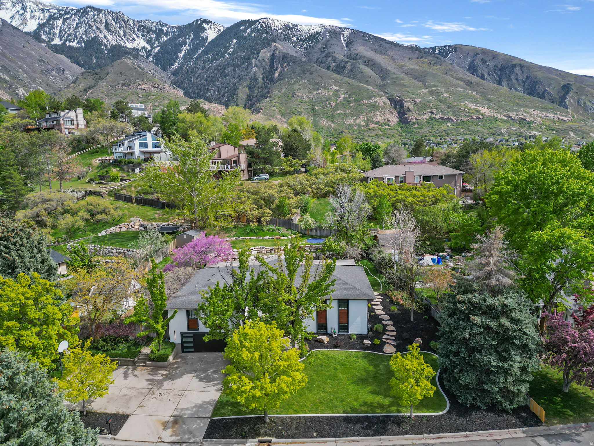 2234 E WILLOW BROOK WAY