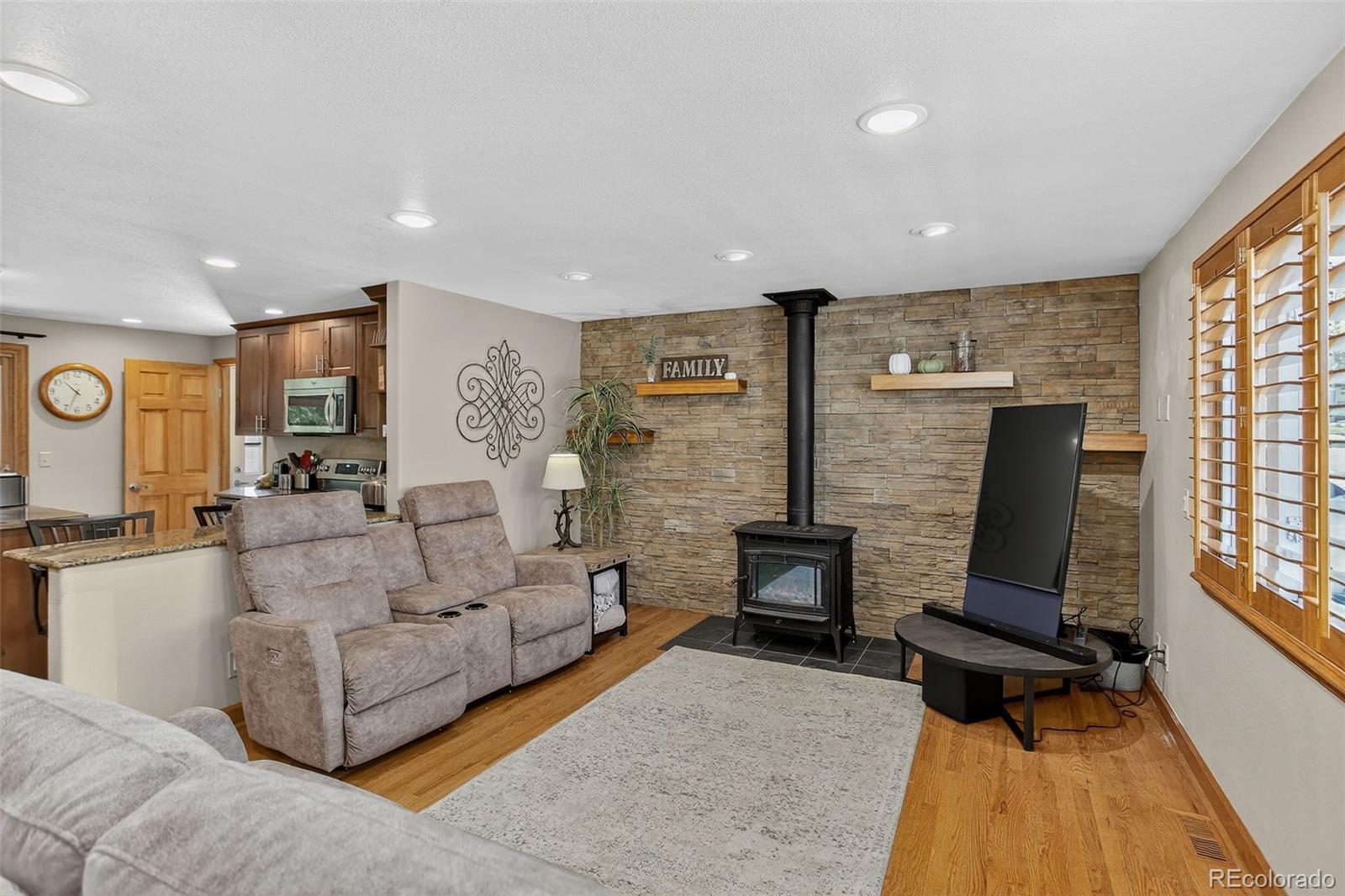 15636 W 1st Drive