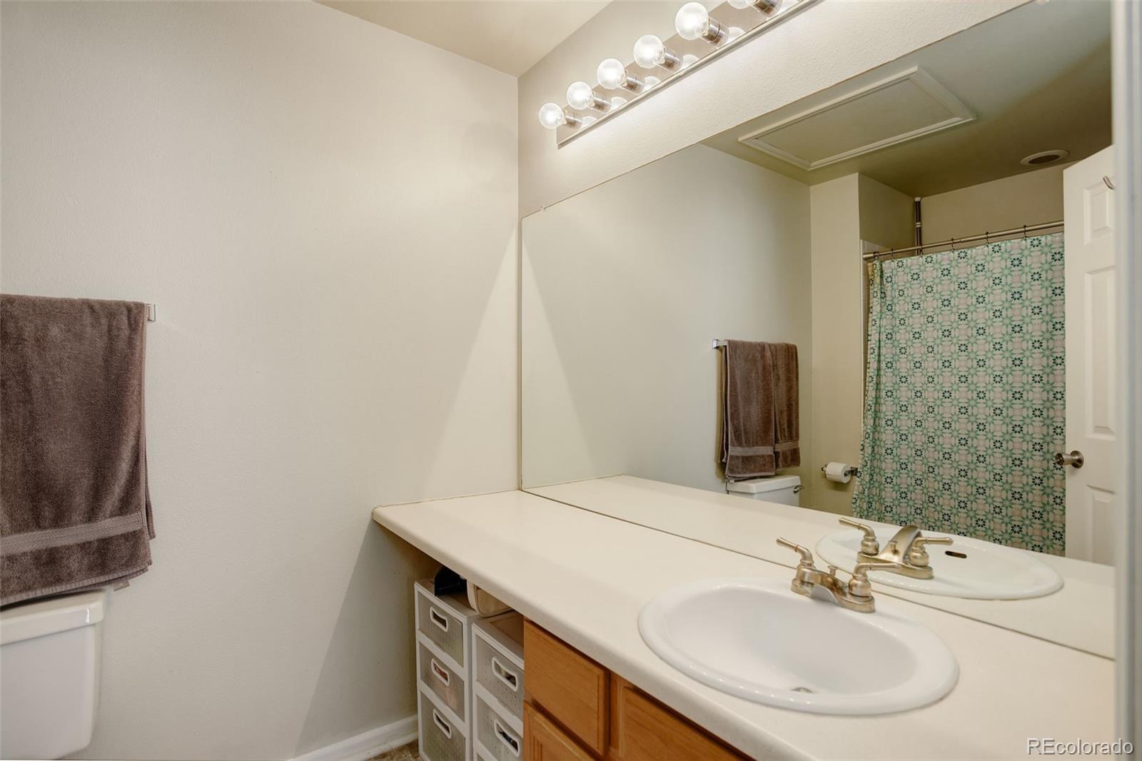 4120 E 119th Place Unit: B