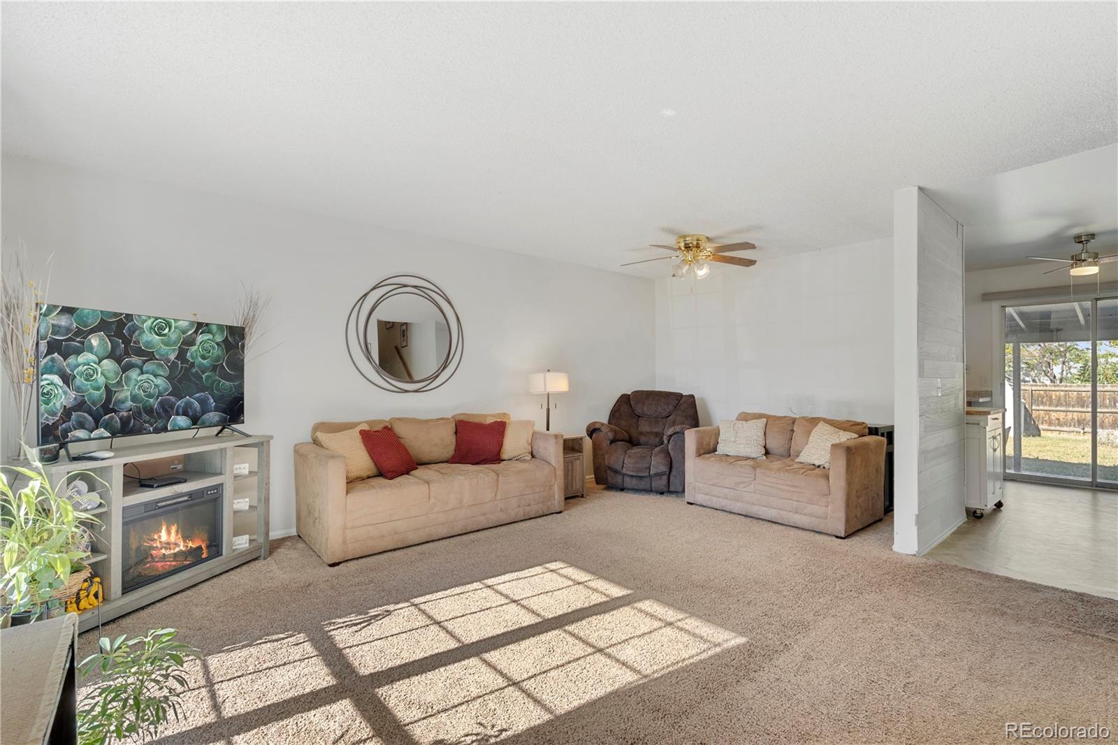 1673 S Quintero Way