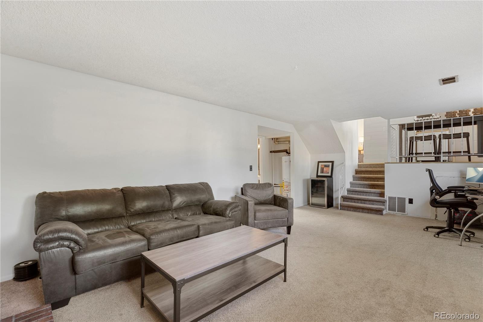 1673 S Quintero Way