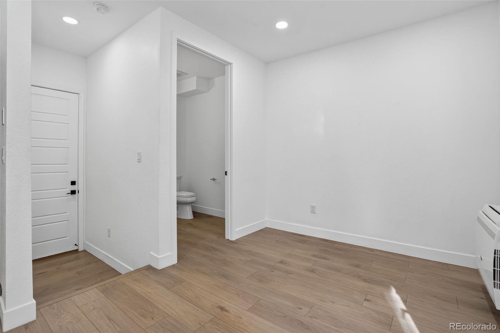 5128 W 26th Avenue Unit: 209