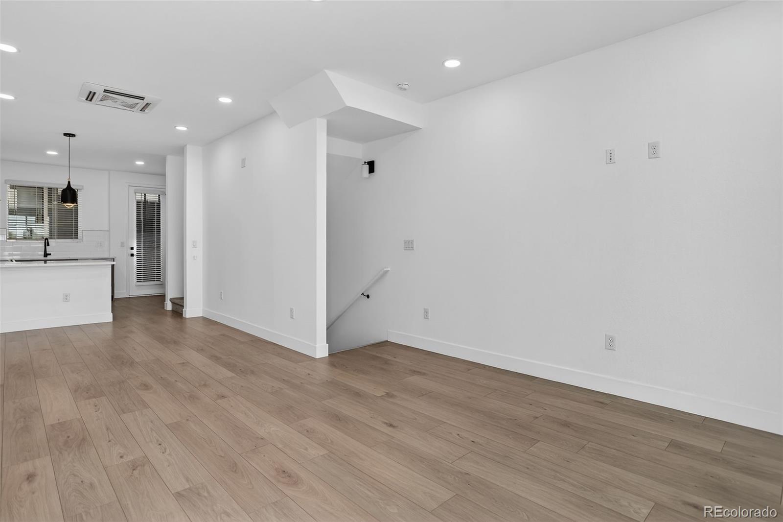5128 W 26th Avenue Unit: 209