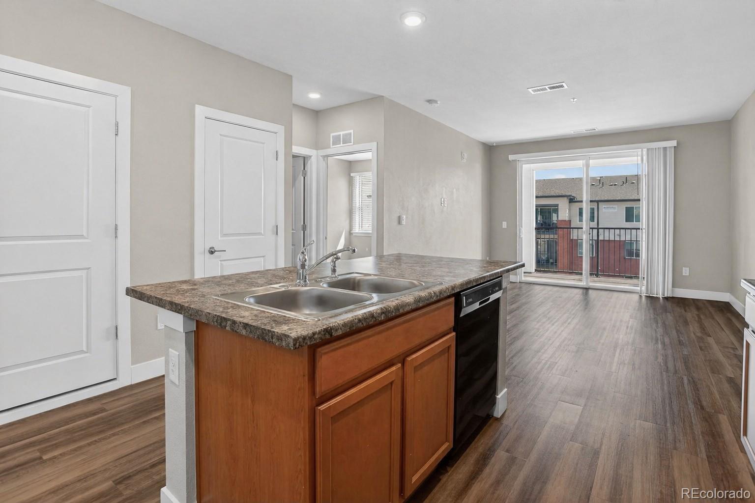14351 E Tennessee Avenue Unit: 305