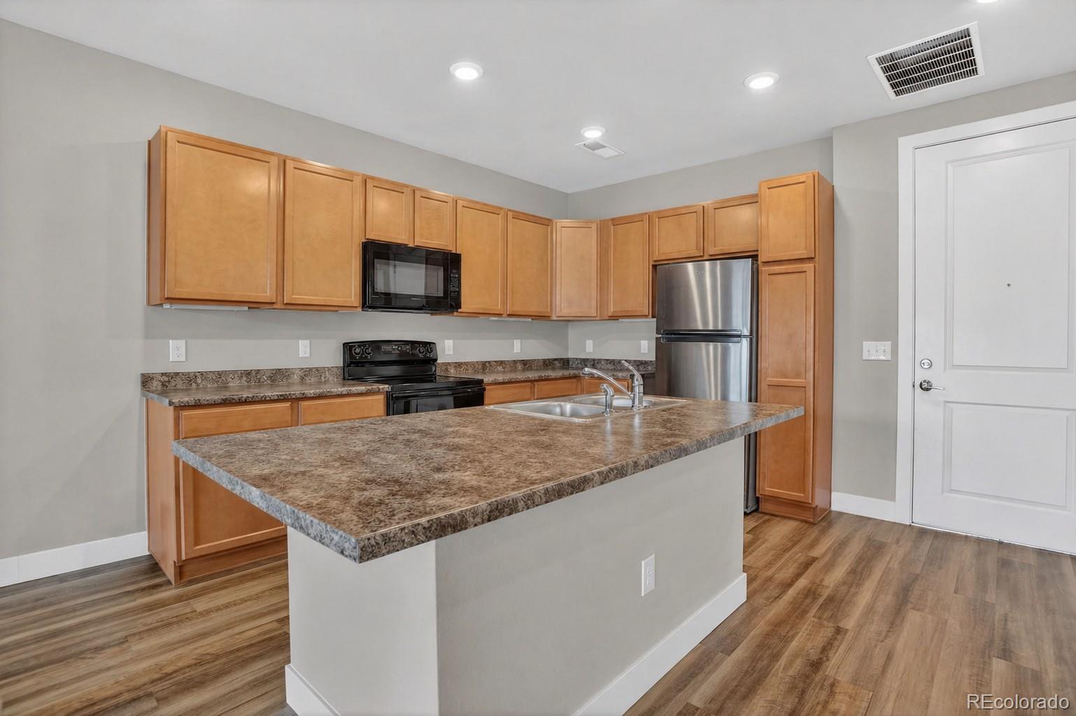 14351 E Tennessee Avenue Unit: 305