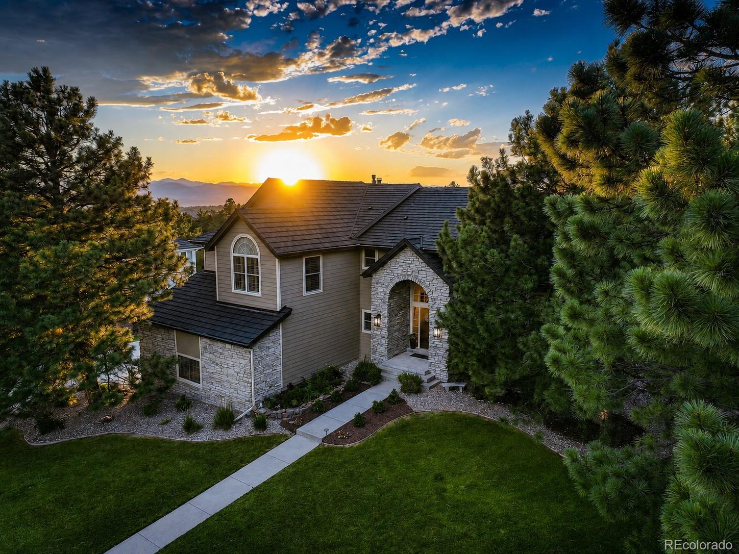 4 Red Tail Drive