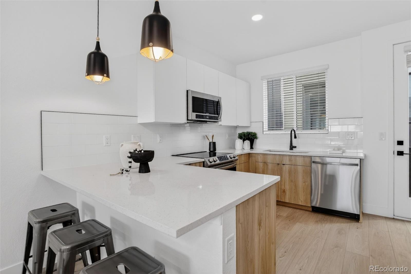 5128 W 26th Avenue Unit: 207