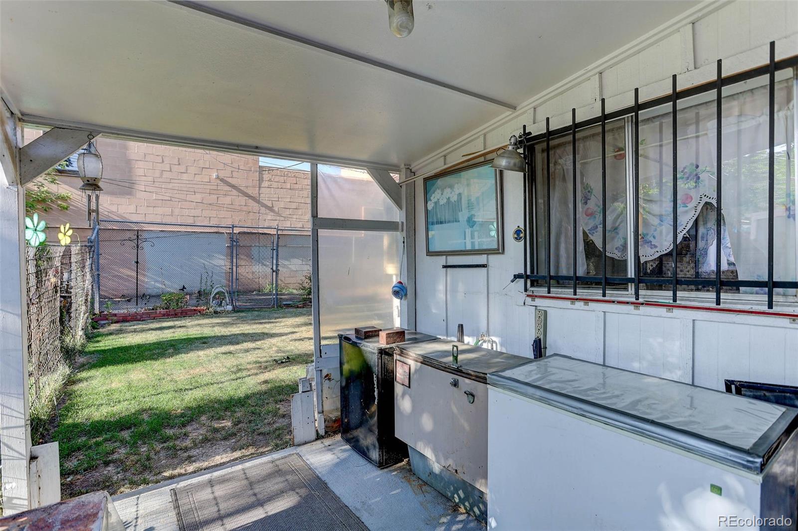 916 W 9th Avenue