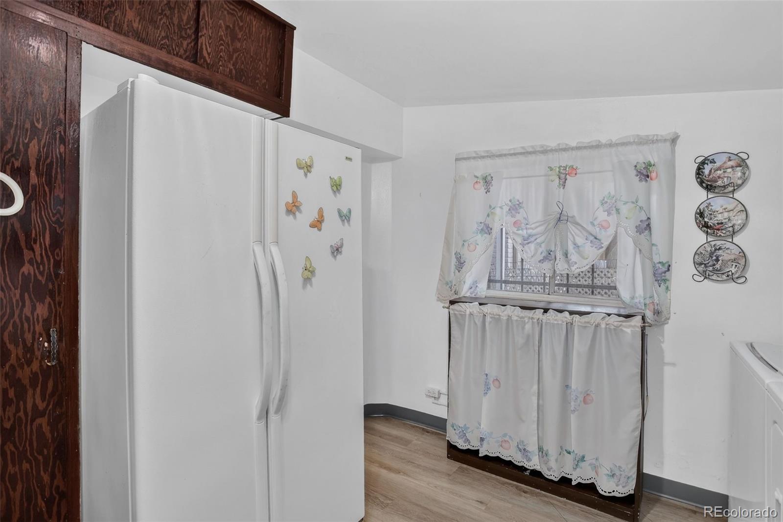 916 W 9th Avenue
