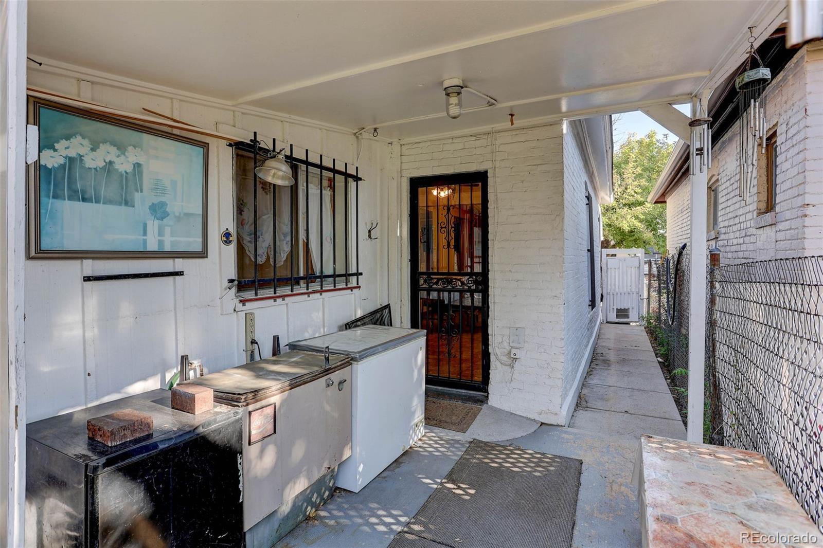 916 W 9th Avenue