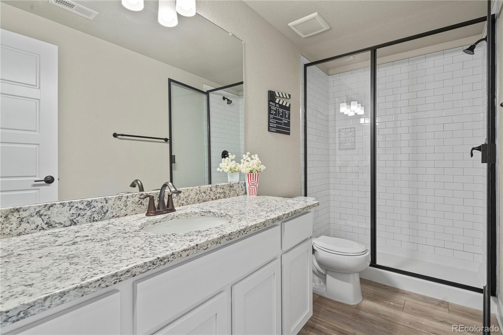 7153 S Waterloo Way