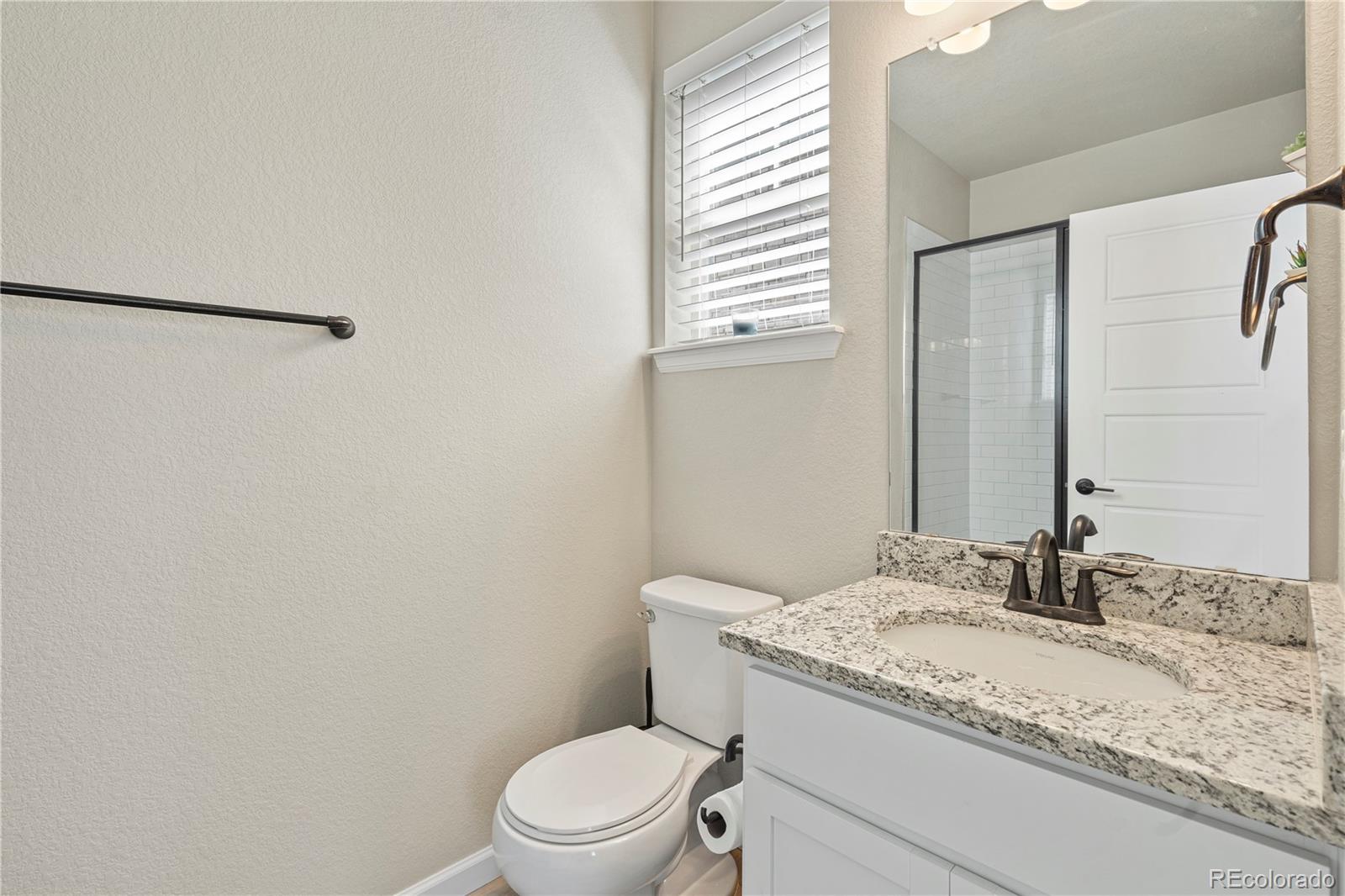 7153 S Waterloo Way