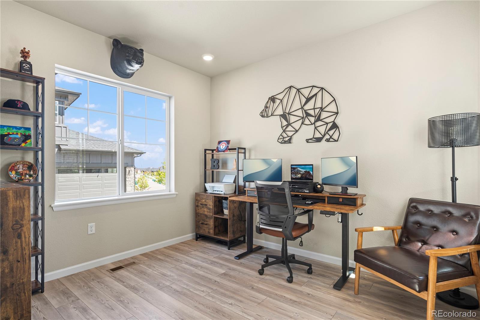 7153 S Waterloo Way