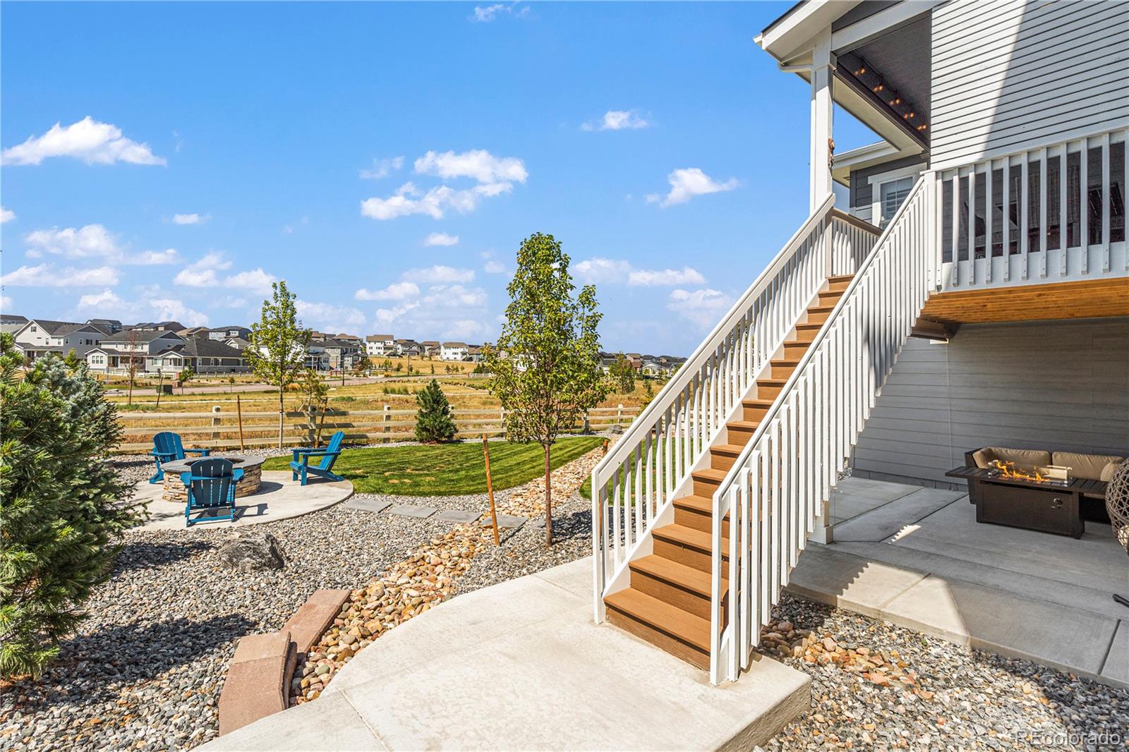 7153 S Waterloo Way