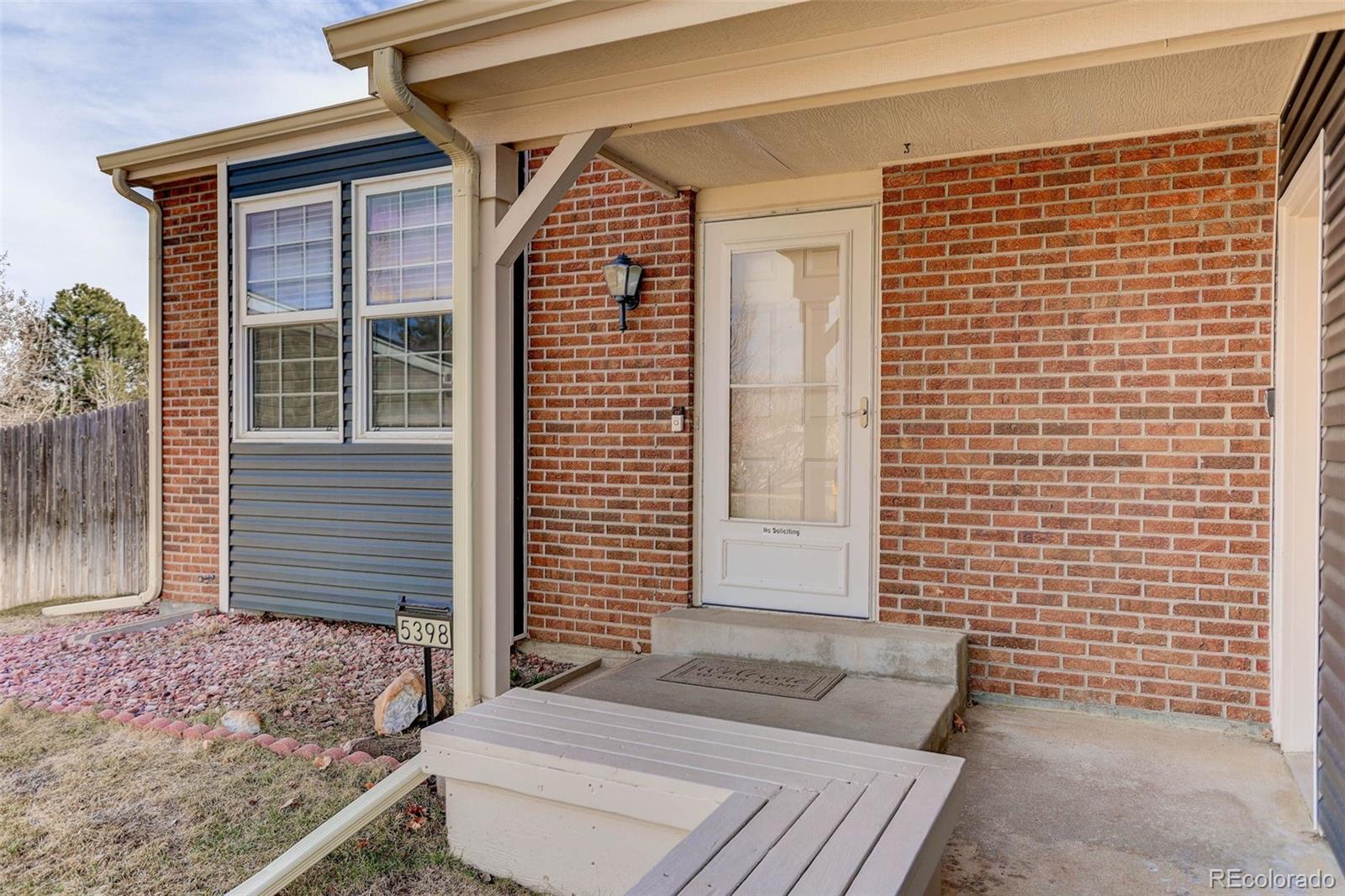 5398 S Truckee Court