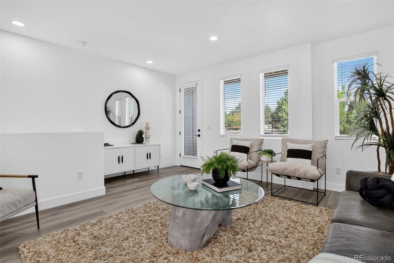 5128 W 26th Avenue Unit: 104