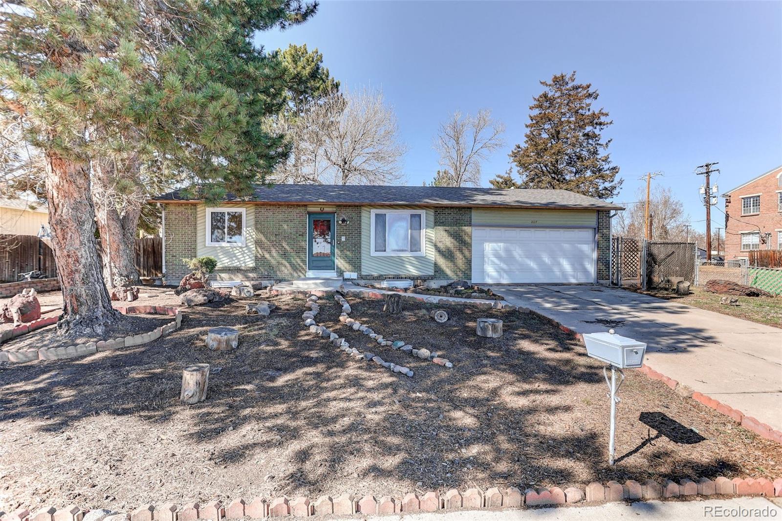 2117 S Wadsworth Boulevard