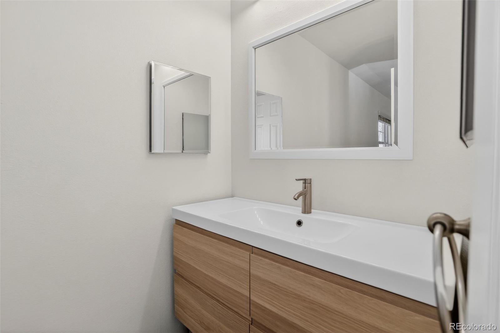 13184 E Linvale Place