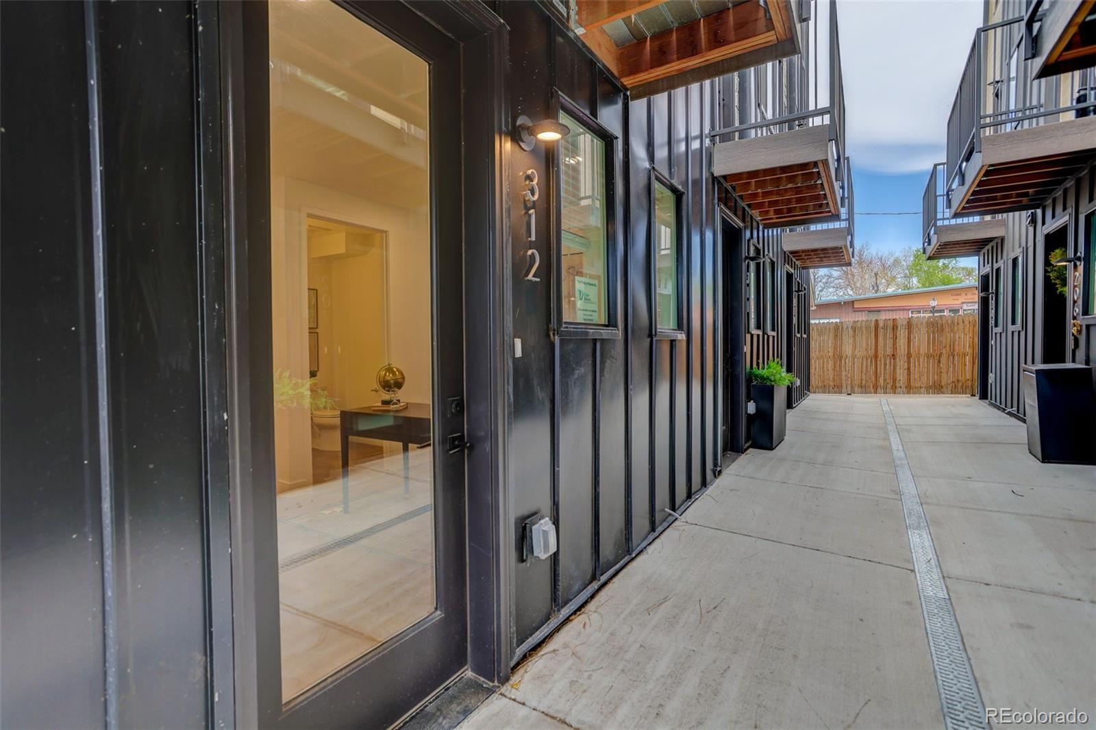 5128 W 26th Avenue Unit: 312