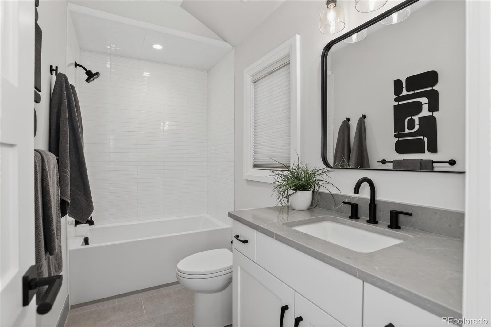 1295 S Garfield Street