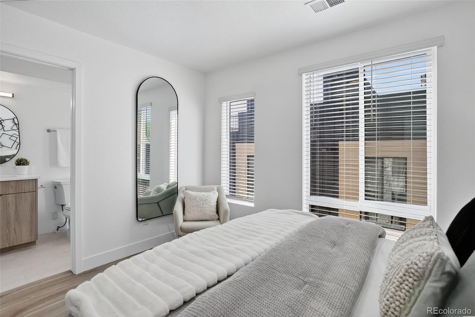 5128 W 26th Avenue Unit: 101