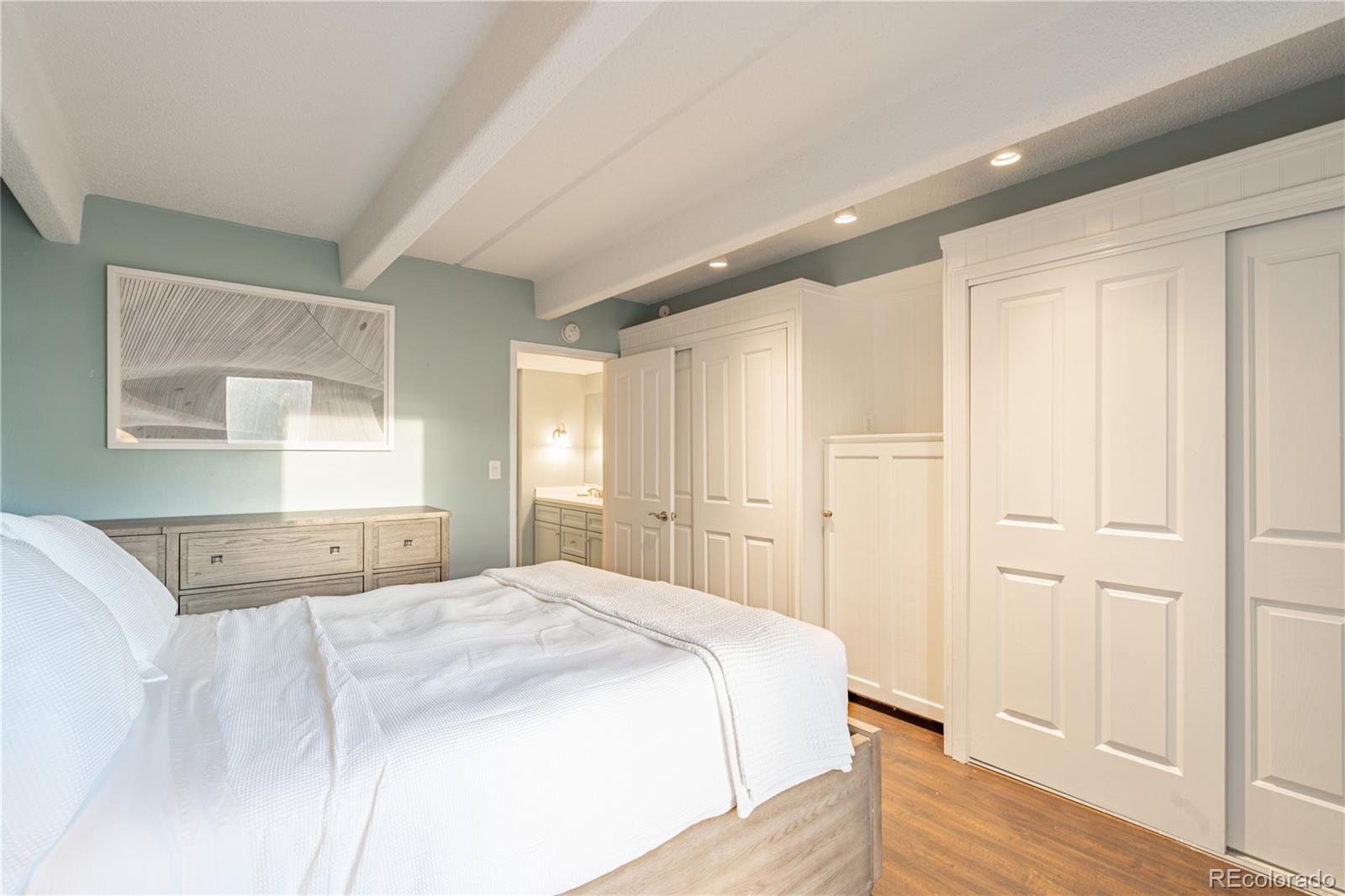 1255 N Ogden Street Unit: 305